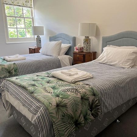 Tahara Cottage Deloraine Bagian luar foto